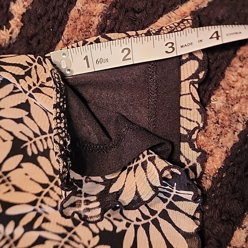 Detailed top - Picture 7 of 7